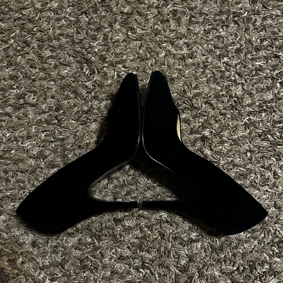 Vintage Velvet Notorious Heels - Picture 2 of 6
